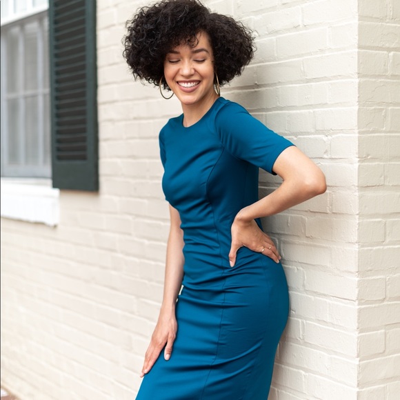 Short Sleeve Shift Dress - Picture 5 of 7